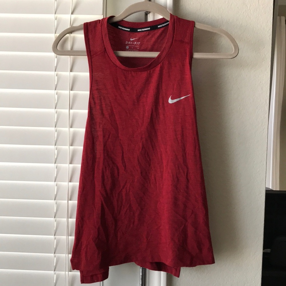 Nike tank